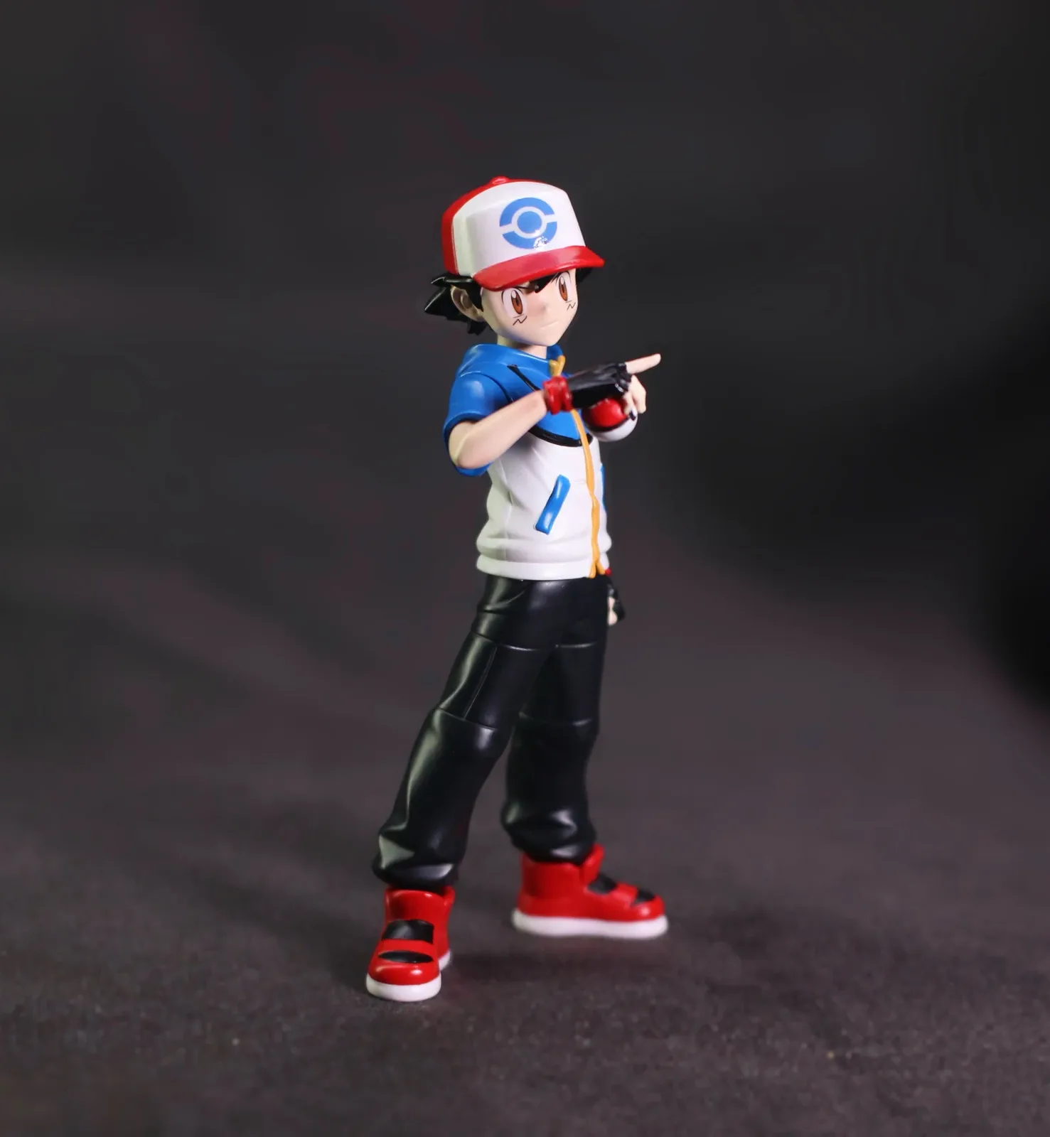 STATUE POKEMON 1/10 SCALE WORLD ASH