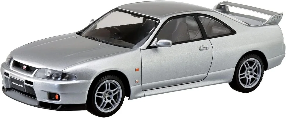 AOSHIMA 1/32 NISSAN R33 SKYLINE GT-R 15D