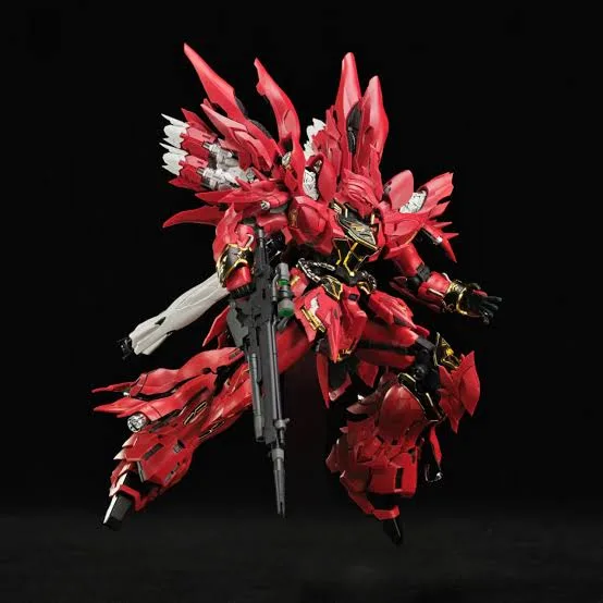 MG 1/100 SINANJU RED COMET